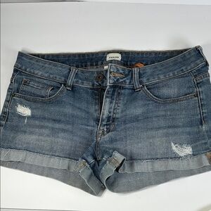 Sneak peak distressed denim shorts Large 5 pockets low rise